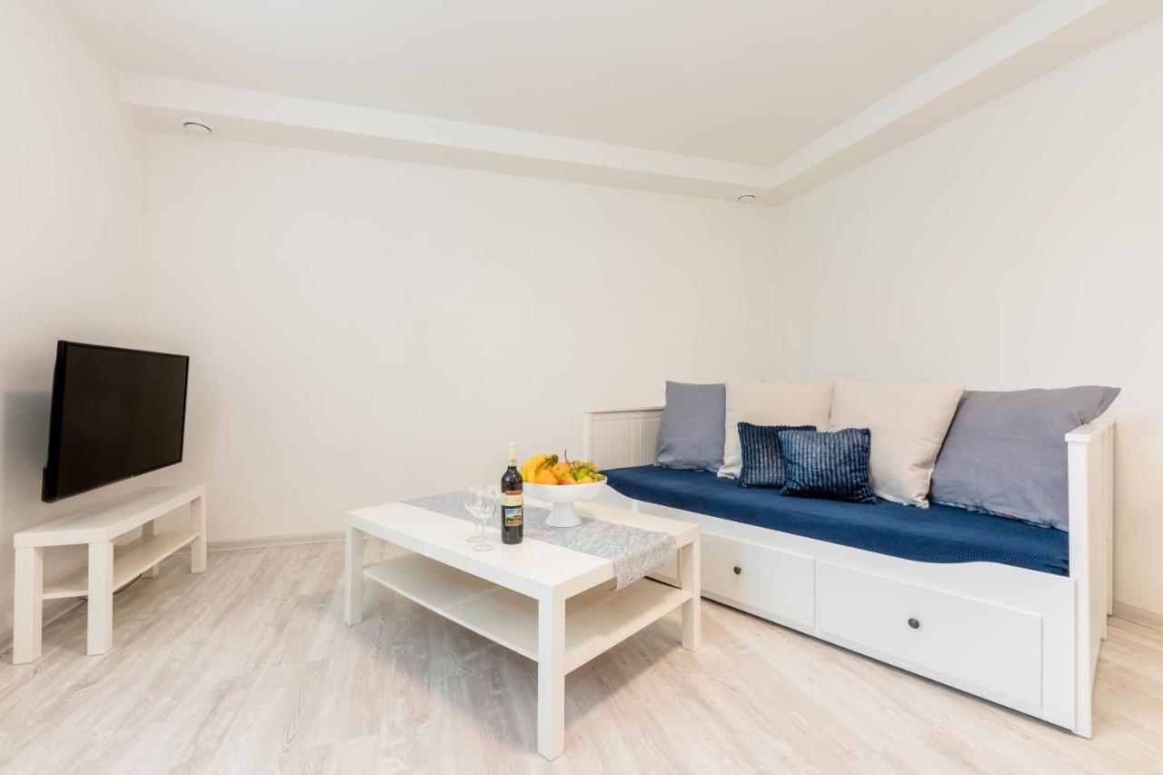 Apartmany Jedovary Trhové Sviny Exterior photo